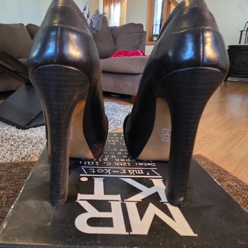 MRKT Andie Black Leather Peep-Toe Heels | Size 9 | Classic & Chic - Picture 5 of 5